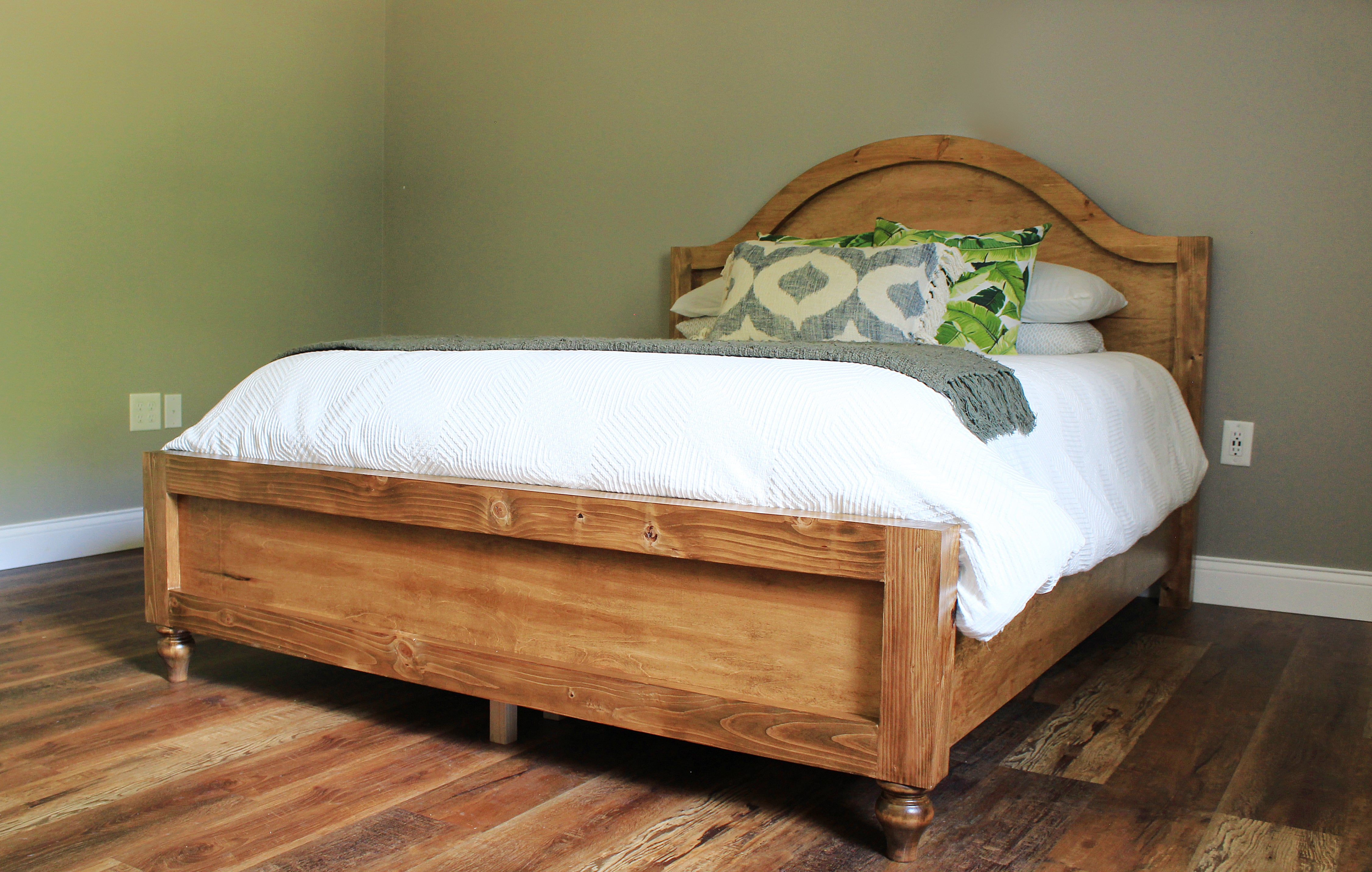 Modern Bed with Arched Head Board