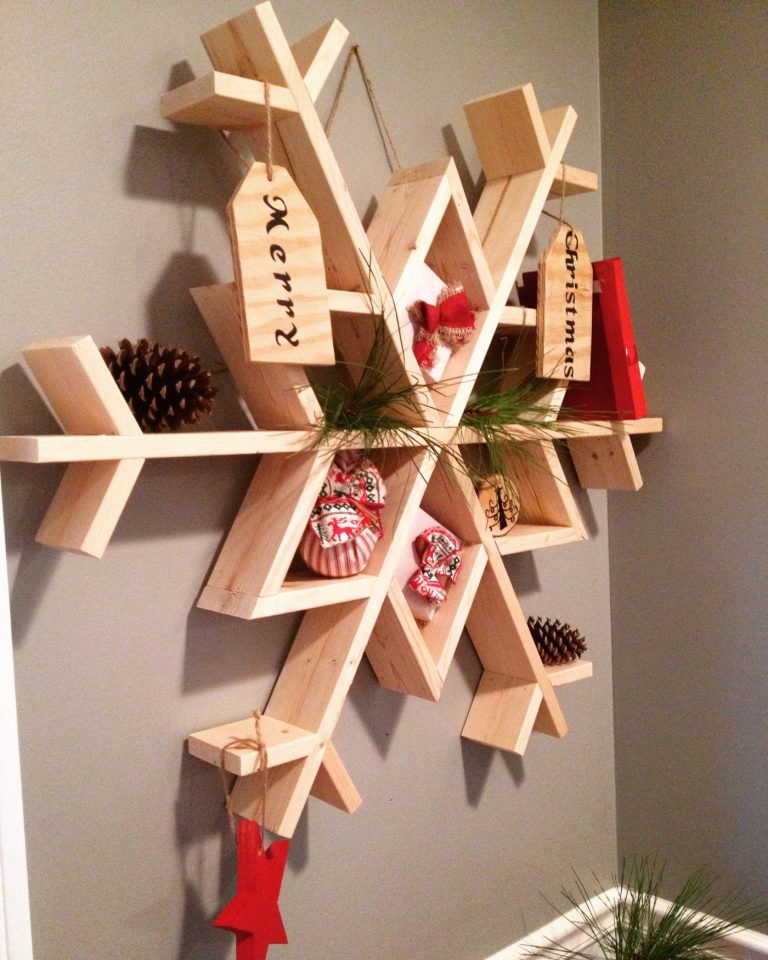 DIY Geometric Wooden Snowflakes -  Wooden snowflakes, Wood snowflake,  Christmas wood crafts